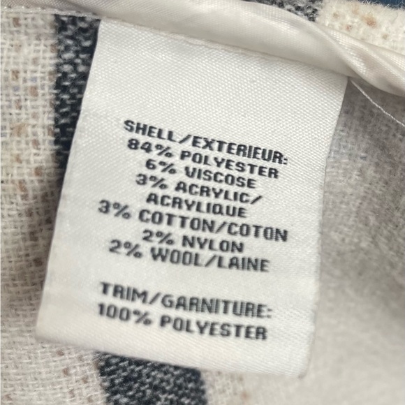 Bagatelle London Women’s Fleece Plaid Jacket - Picture 4 of 4